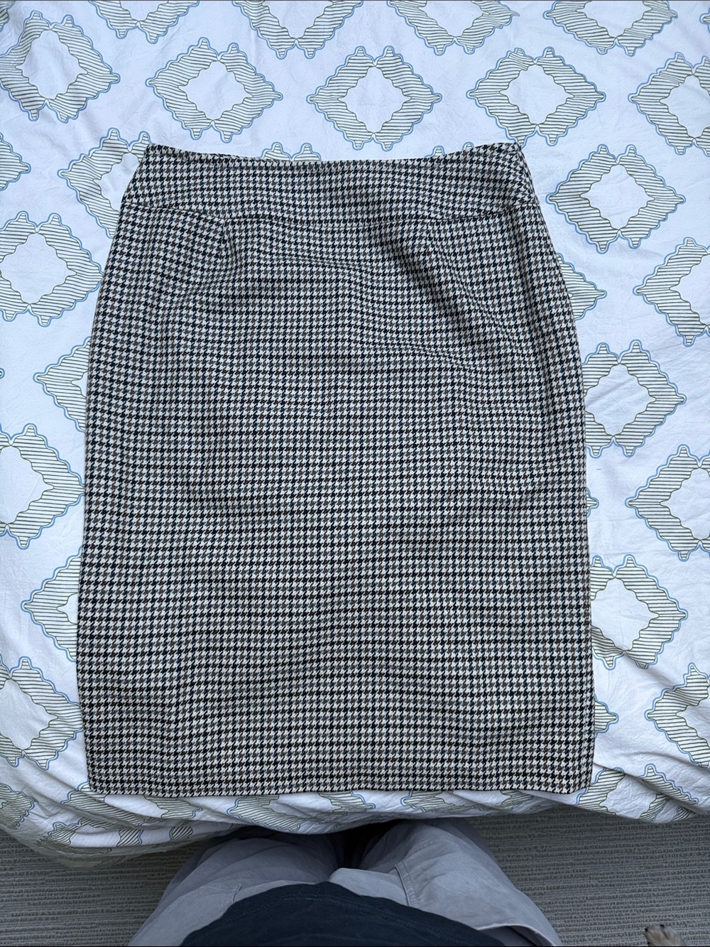 Brooks Brothers Women's Black & White Houndstooth Pencil Skirt size 10